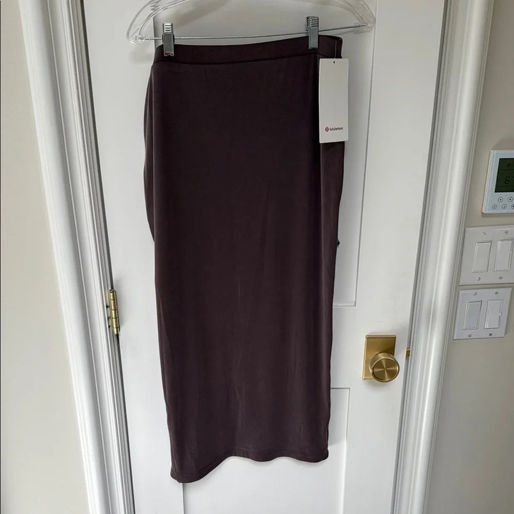Lululemon‎ Drapey Softstreme Column Midi Skirt